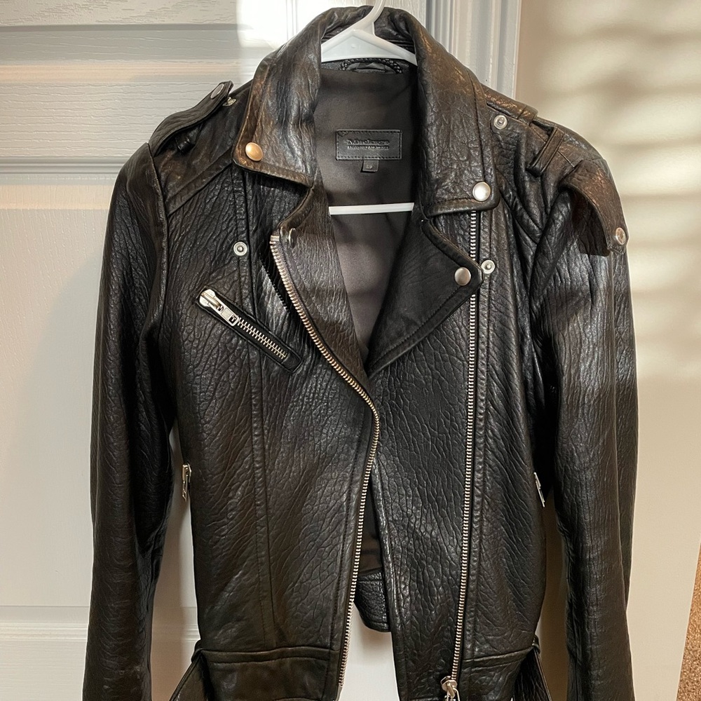 Mackage leather jacket (small)